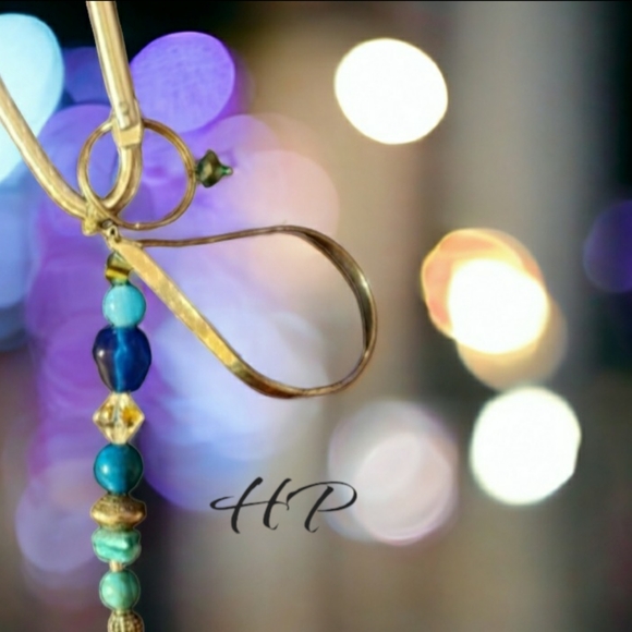 Delicate Silver, Blue & Turquoise Hand Crafted Beaded Keychain - Picture 6 of 6